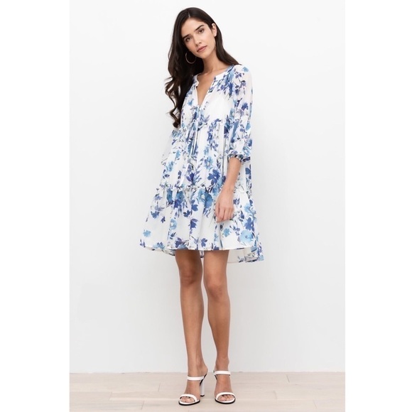 NWT YUMI KIM Tiered Ruffle Getaway Dress in Bluebird Ivory Floral Size XS - Picture 4 of 10